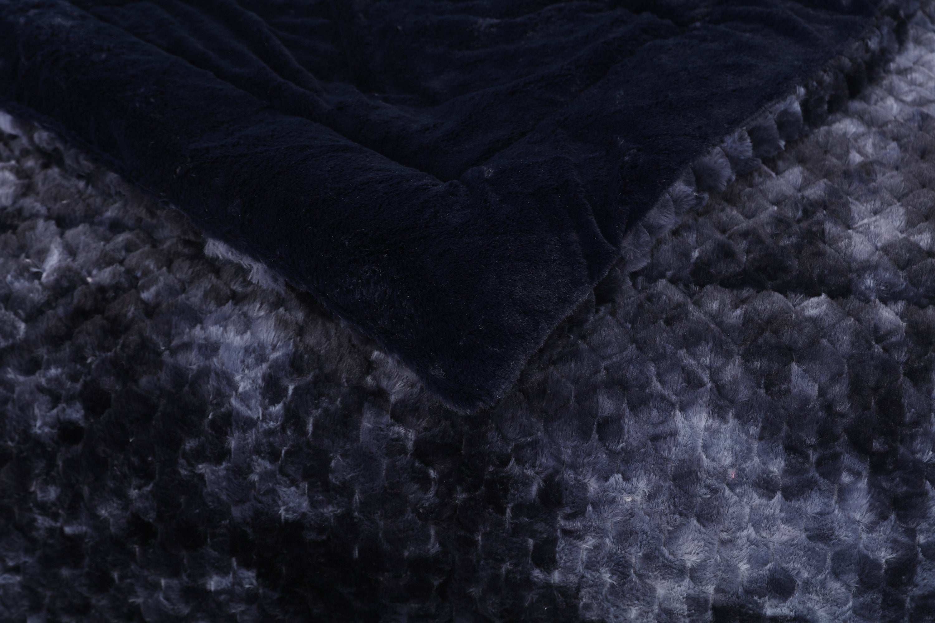 1 PC Double Fluffy Velvet Quilt NCS #167